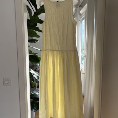 Robe jaune H&M Divided gr. L