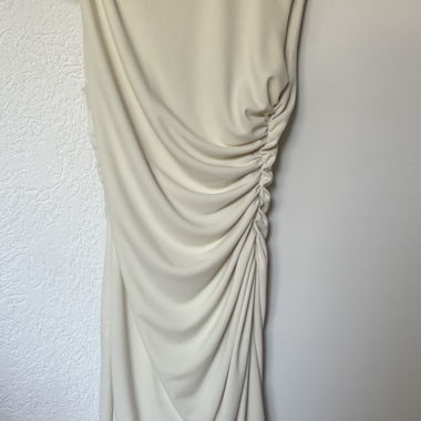 Robe mi-longue Zara crème/blanc cassé taille S