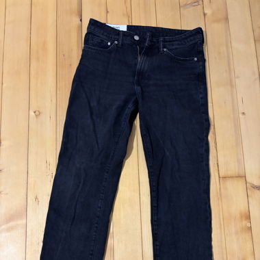 Schwarze H&M Herren Jeans Gr. 29/32 Straight Fit
