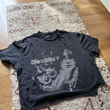 Baggy Grunge T-Shirt