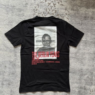T-shirt grafica nera S
