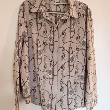 Zebra-Hemd beige mit Kettenmuster Grösse M