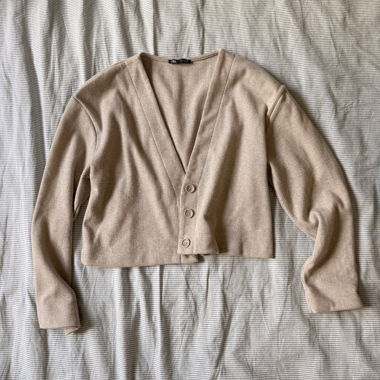 Cardigan in maglia beige ZARA