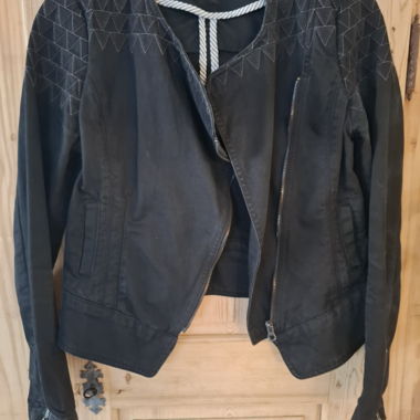 Veste noire