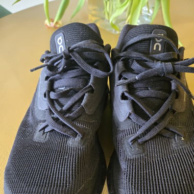 ON Schuhe