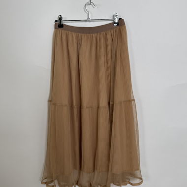 Jupe mi-longue plissée transparente