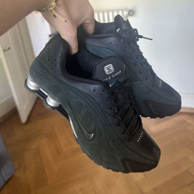 Sneaker Nike Shox