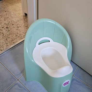 Vasino per bambini verde e bianco