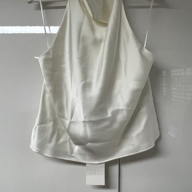 NEUF / Jamais porté - Top satiné ZARA