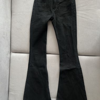 Jeans a zampa Bershka nero 
