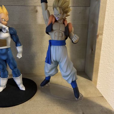 Set 4 figures dragon ball