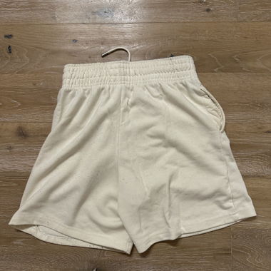 Creme short 