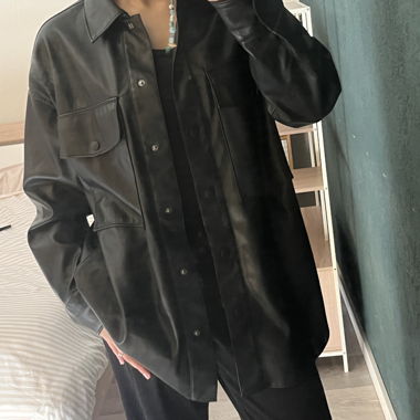 Camicia nera effetto pelle