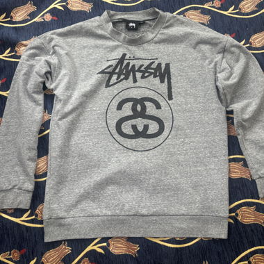 Haut manches longues Stussy gris
