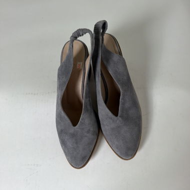 Escarpins slingback en daim gris