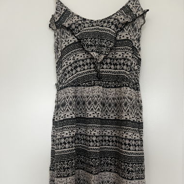 Sommer-Kleid mit Muster