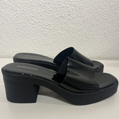 Sommer Schuhe mit Absatz