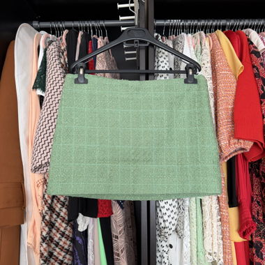 Jupe mini en tweed vert Mango