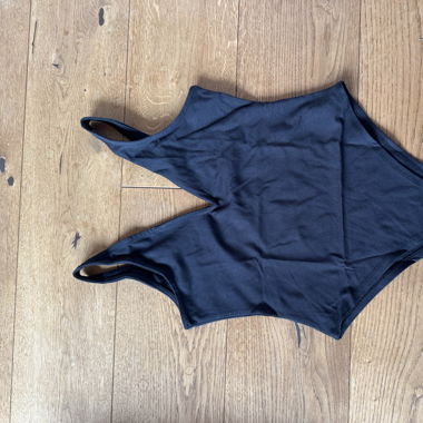 Body Schwarz