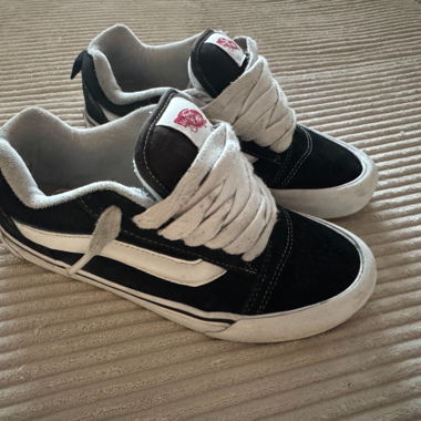 Vans Sneakers