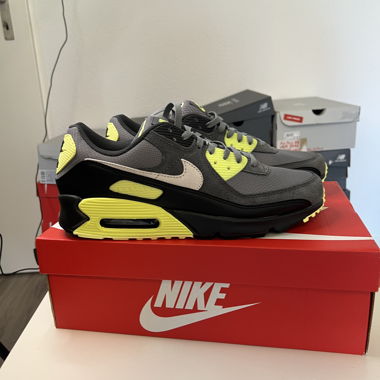 Nike Air Max 90