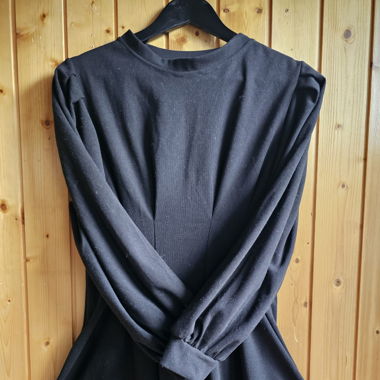 Robe courte col rond