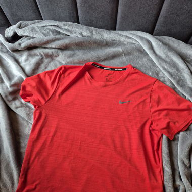 Nike Runnig Shirt rot