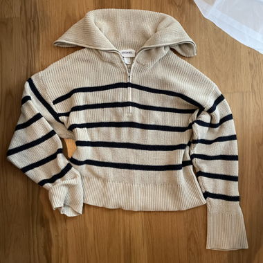 zipped sweater 