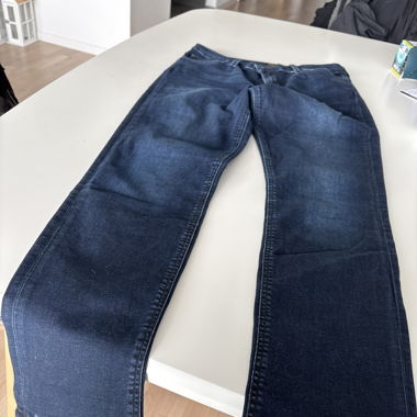 Jean’s 