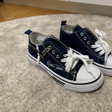 Sneaker