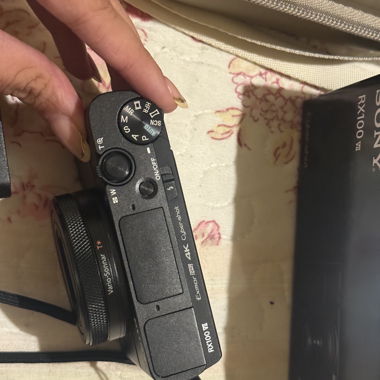 Sony RX100 VII  Wie neu mit Zubehor Garantie 