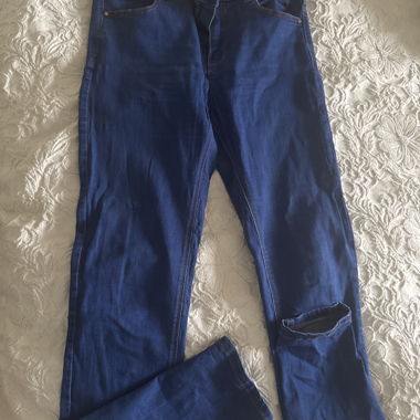 Blue Slim-Fit Jeans