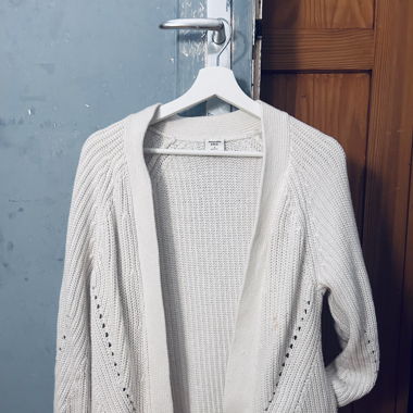 Abercrombie & Fitch White Cardigan