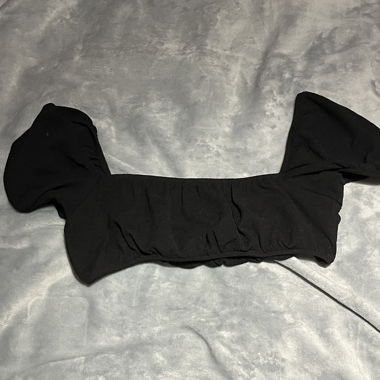 Black crop top 