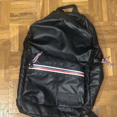 Schwarzer Rucksack