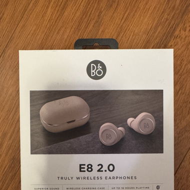 B&O E8 2.0 