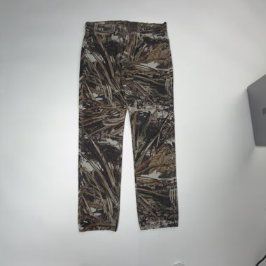 Pantaloni cargo mimetici