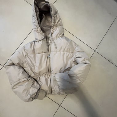 Beige hooded puffer jacket