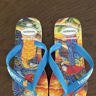 Havaianas tongue