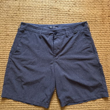 Pantaloncini da uomo grigi Tagl. 31