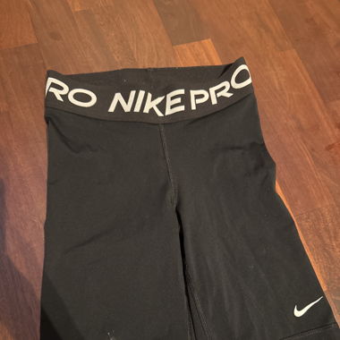 Nike pro