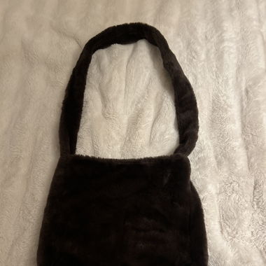 Sac en fausse fourrure brune 