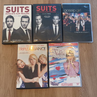 Lotto di 5 DVD - suits - violetta - gossip girl 