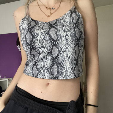Schlangen crop top