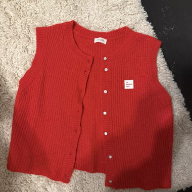 Knitted vest