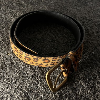 Gurt mit Leoparden Muster