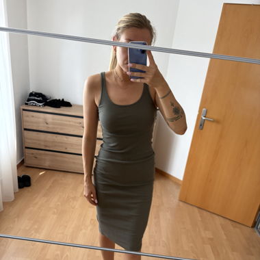 H&M Divided Kleid in Khaki