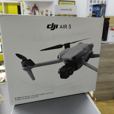 DJI Air 3 Fly More Combo