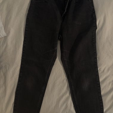 Boyfriend jeans in very good condition, faded black