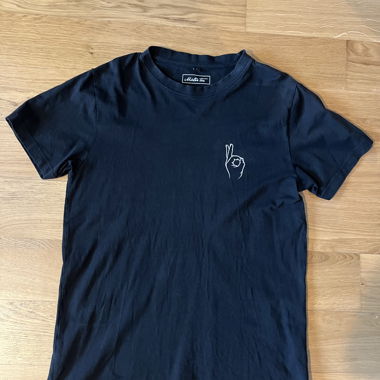T-shirt nero Mister Tee taglia L